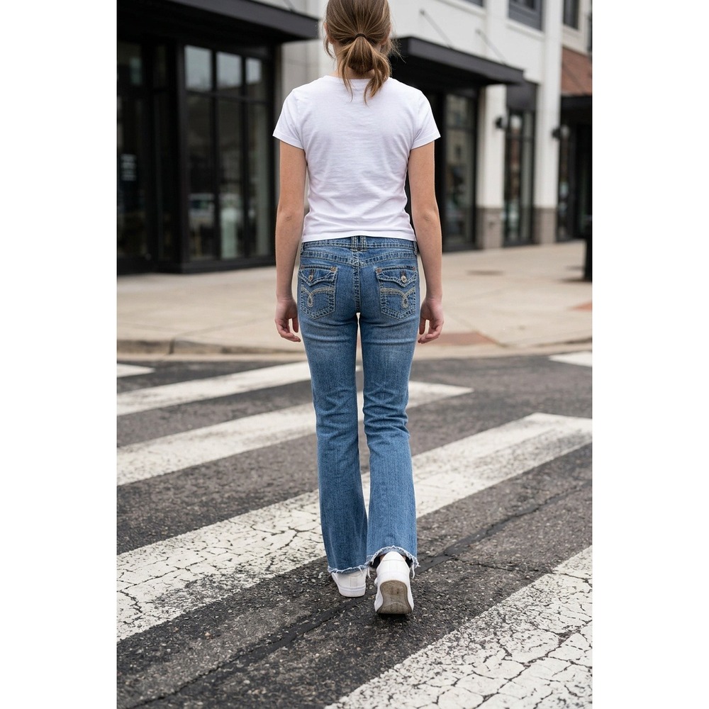 Angels Jeans Womens 13 Med Wash Low Rise Bootcut Distressed Frayed Hem Denim Y2K
